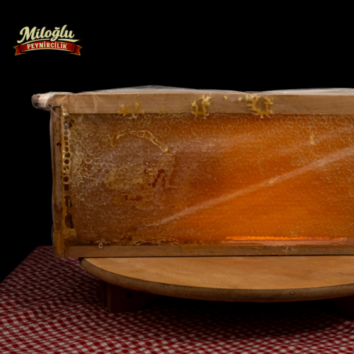 Petek Çiçek Balı (1800-2200 Gr)